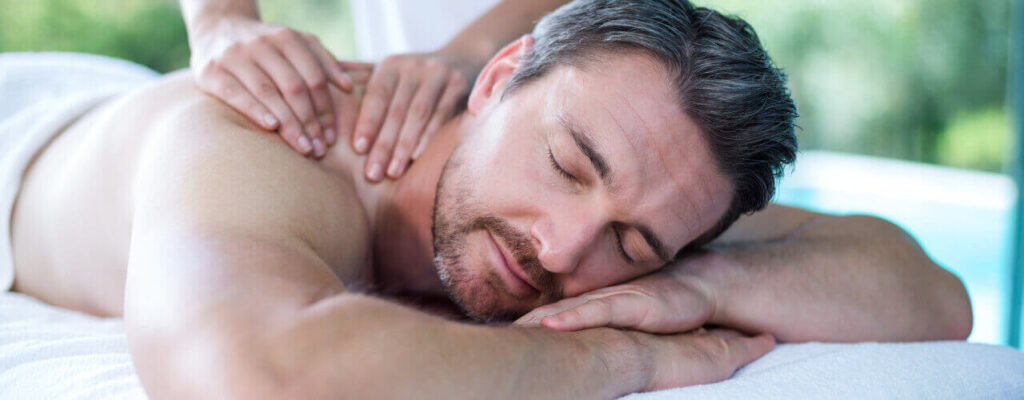 4 Ways You May Benefit From Therapeutic Massage - SOS Physiotherapy