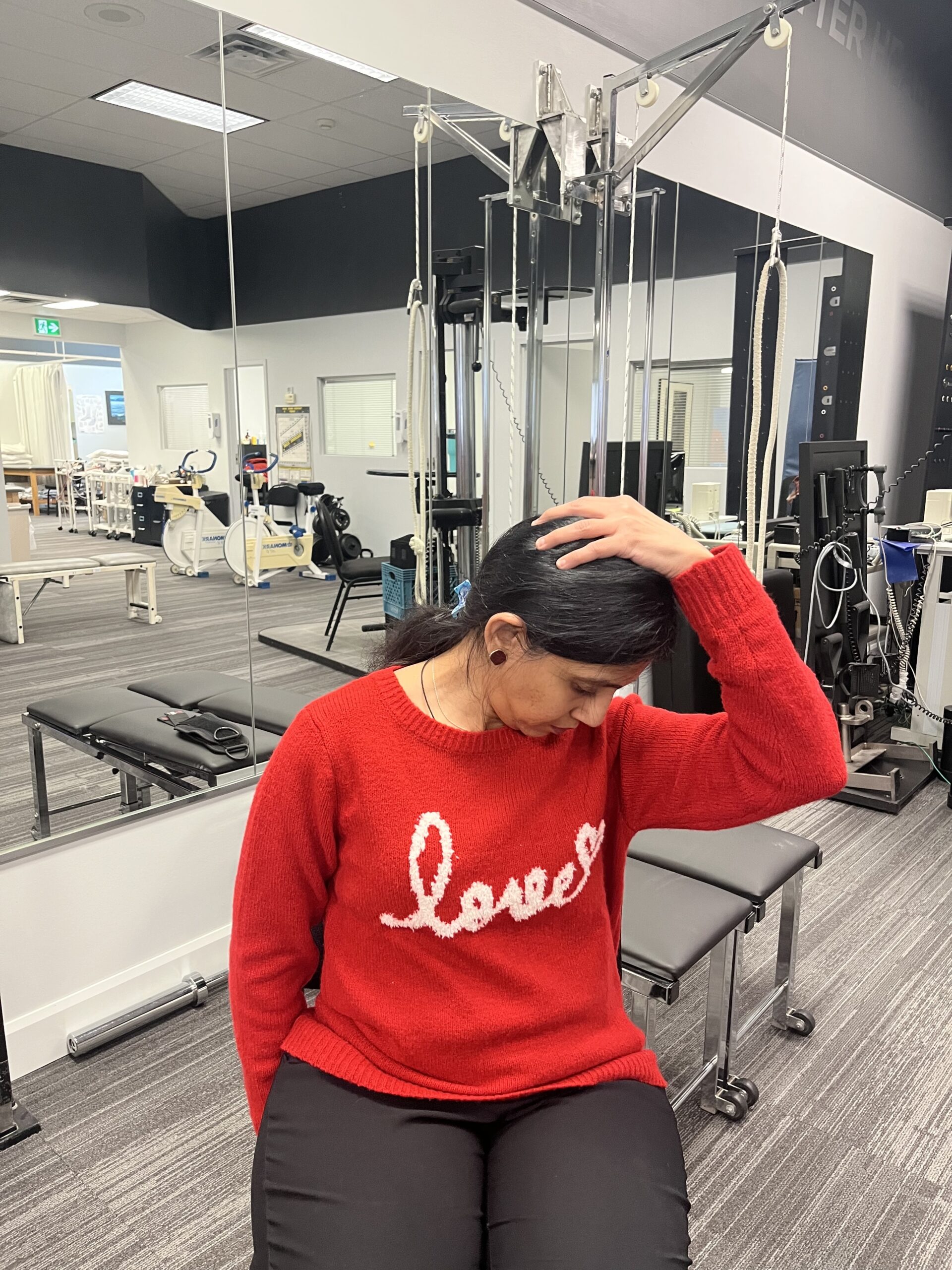 Neck Stretch (Levator Scapula) by Physiotherapist Ami Patel