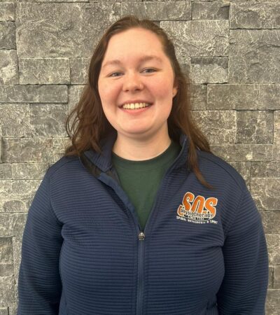 Stephanie MacRae Staff Picture